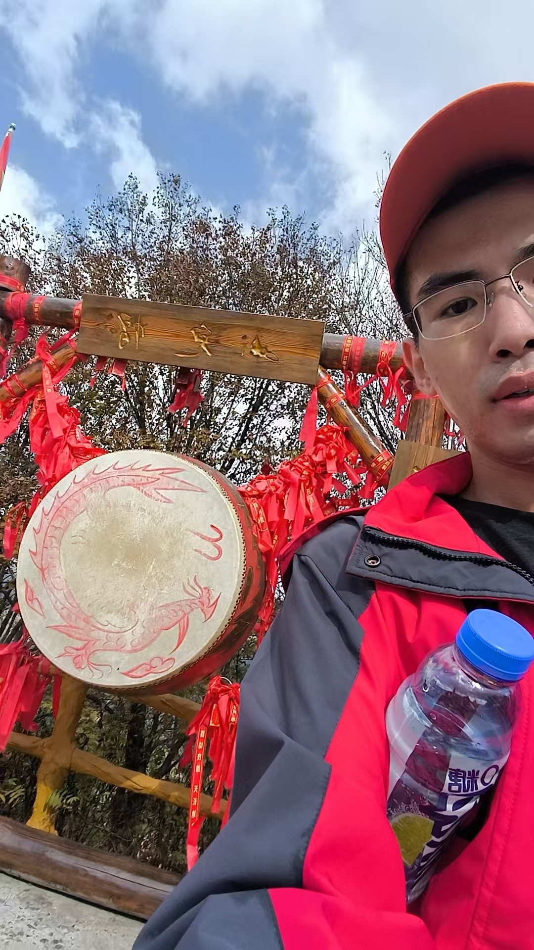 1764754392621918.jpg 1、姜仲堯12點02分(fēn)登頂.jpg