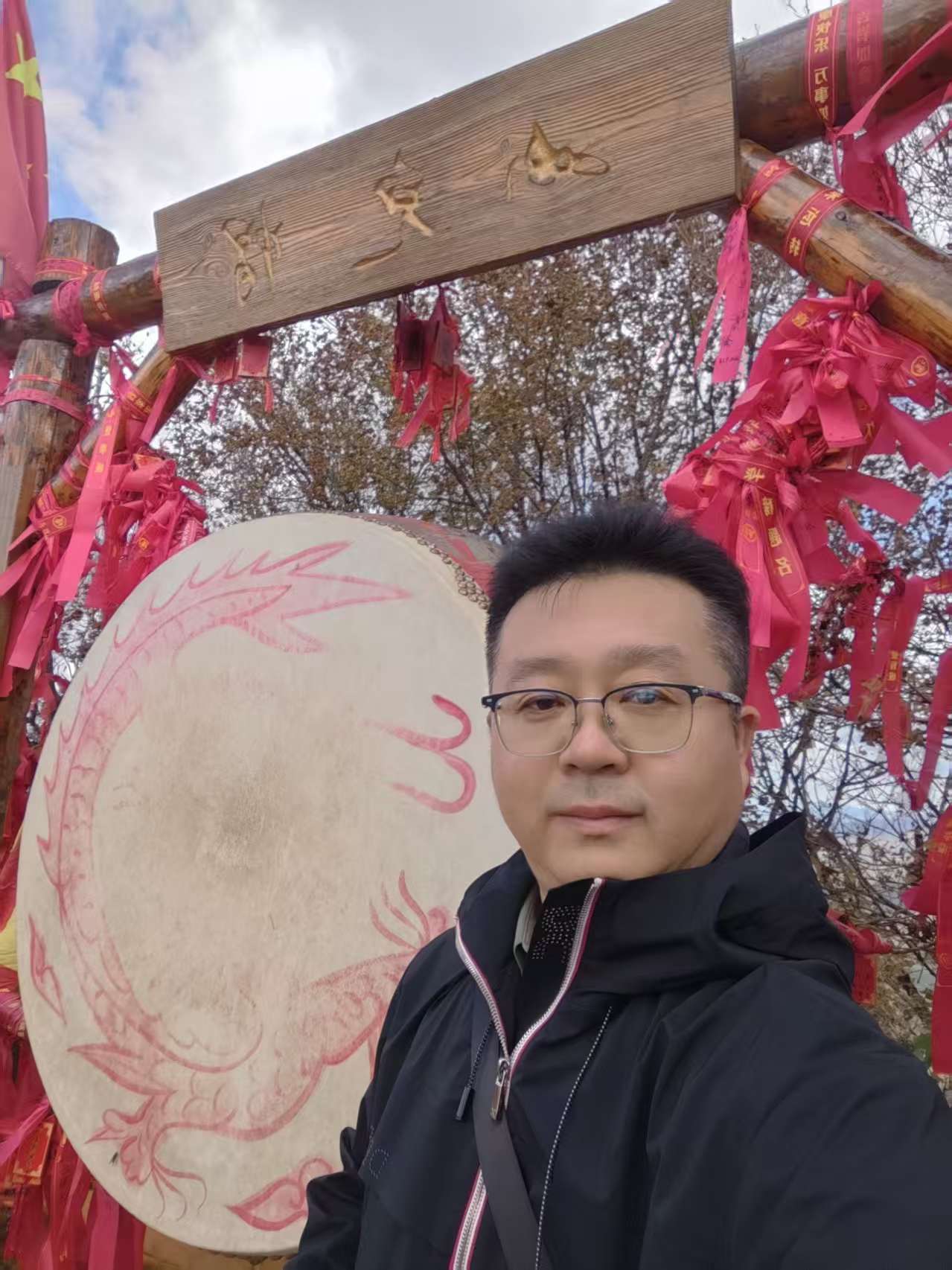 1764754558645460.jpg 5、周建(jian)寶12點22分(fēn)登頂.jpg